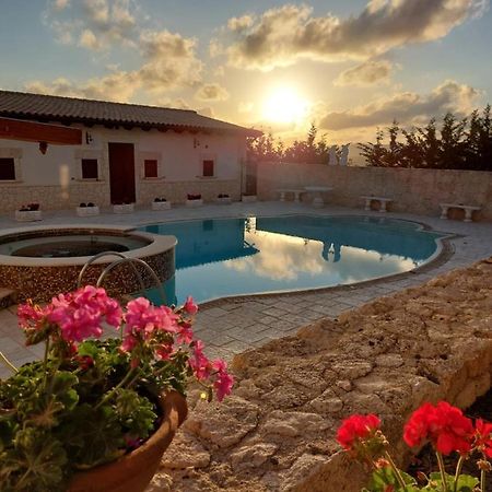 Tenuta Costa Пальма-ди-Монтекьяро Экстерьер фото
