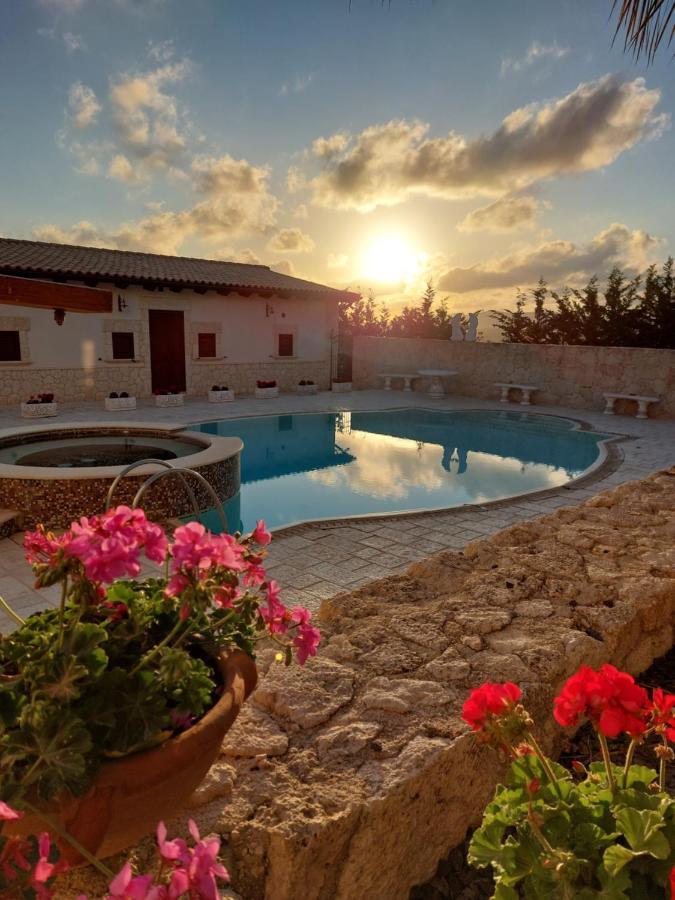 Tenuta Costa Пальма-ди-Монтекьяро Экстерьер фото