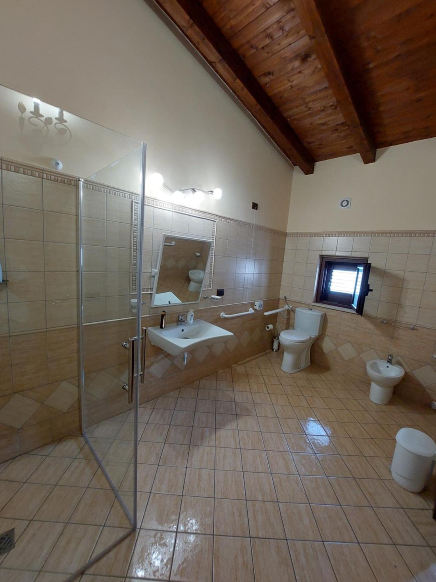 Tenuta Costa Пальма-ди-Монтекьяро Номер фото